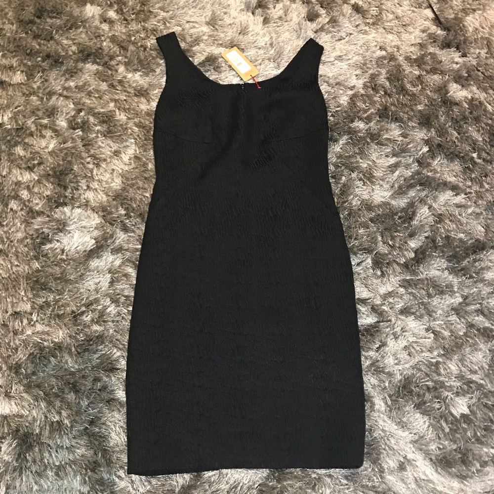 ZAC POSEN Black chic dress.